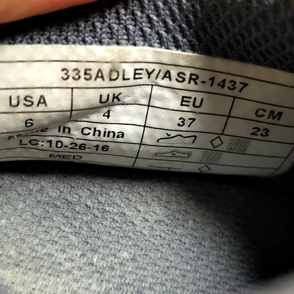 Vionic Black Gray Knit Agile Adley 335 Sneakers Size 6m - Picture 6 of 8